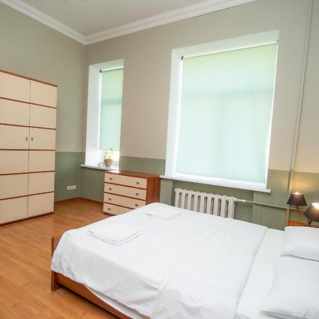 Apartamento Простора 3 Кімнатна Біля Майдану Незалежності Kiev Exterior foto