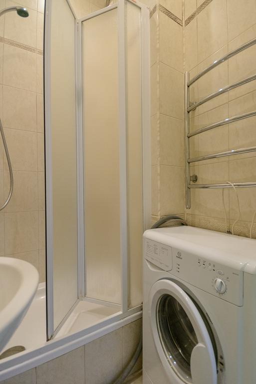 Apartamento Простора 3 Кімнатна Біля Майдану Незалежності Kiev Exterior foto
